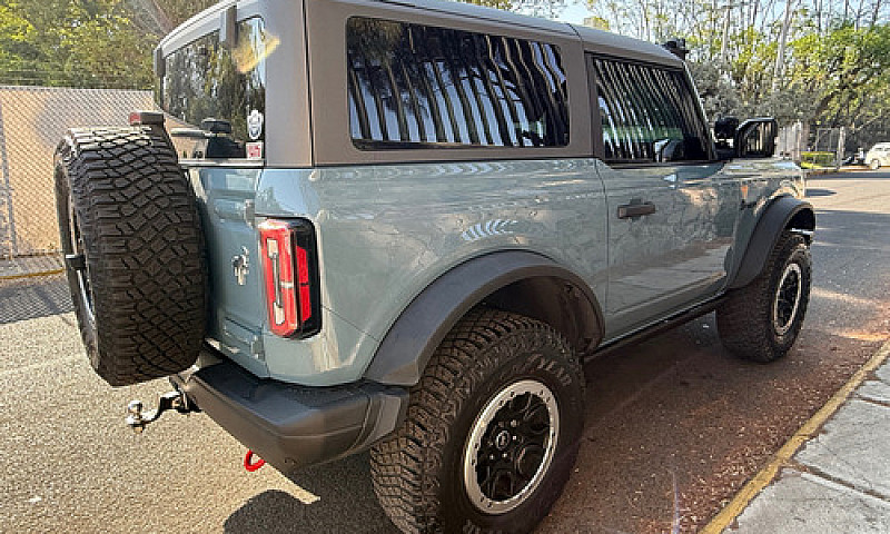 Ford Bronco 2.0T Spo...