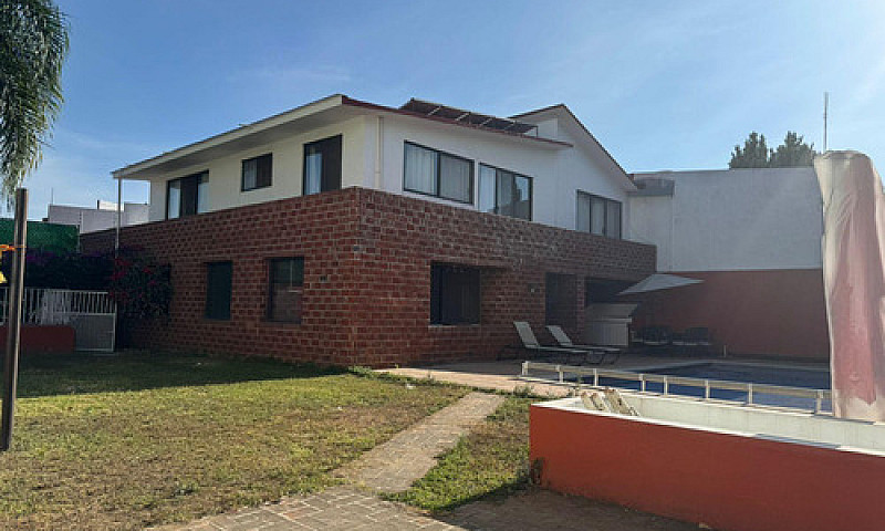 Casa Sola De Dos Niv...
