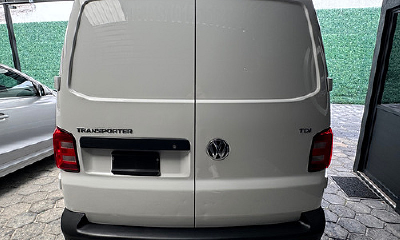 Volkswagen Transport...