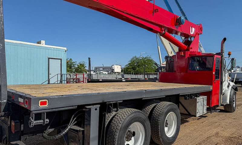 Grua Titan 2003 Ster...