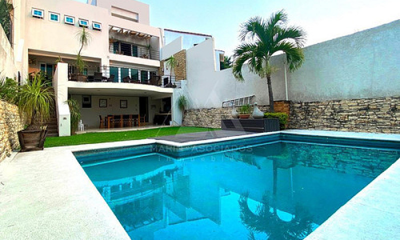 Casa En Venta En Fra...