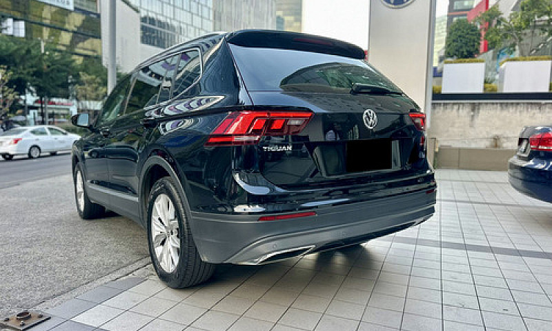 Volkswagen Tiguan !Q...