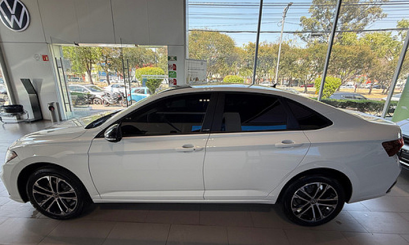 Volkswagen Jetta 1.4...