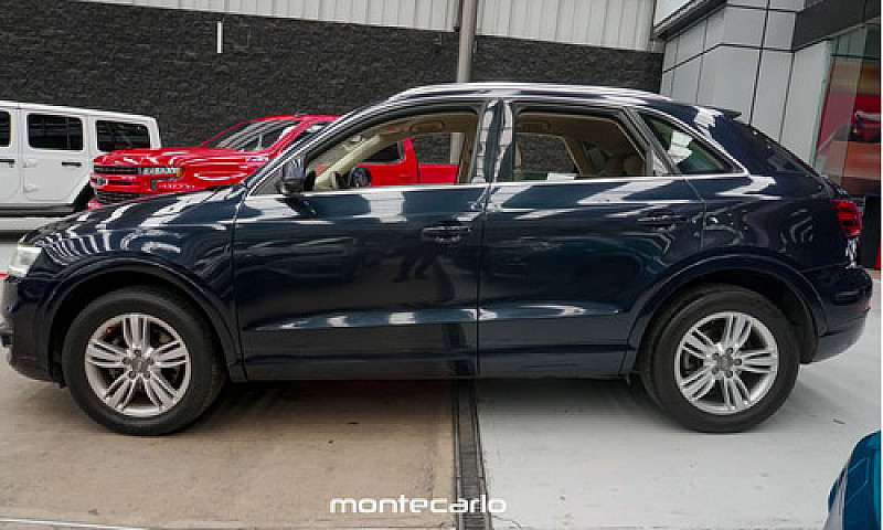 Audi Q3 2015...