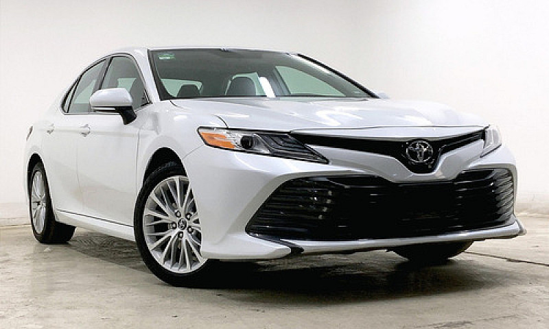 Toyota Camry 2019...