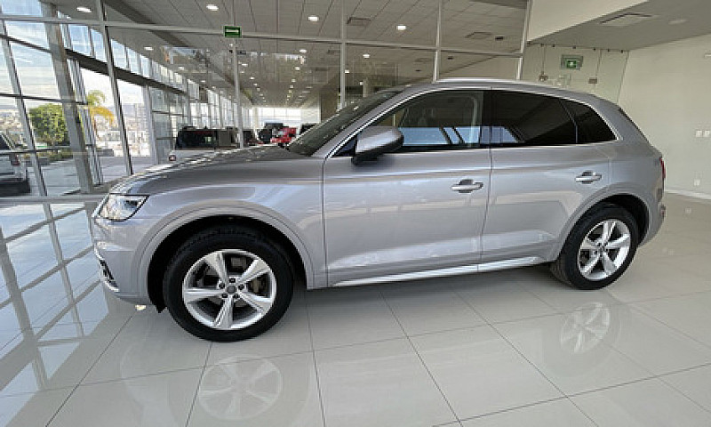 Audi Q5 2019...