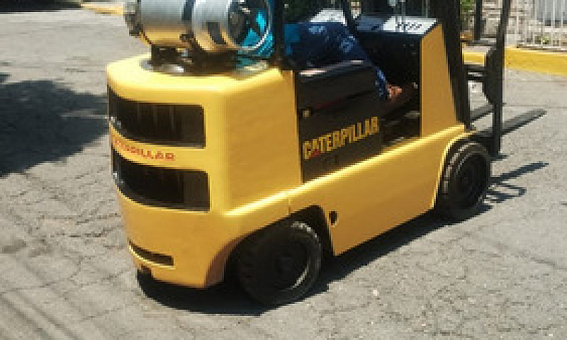 Montacargas Marca Ca...