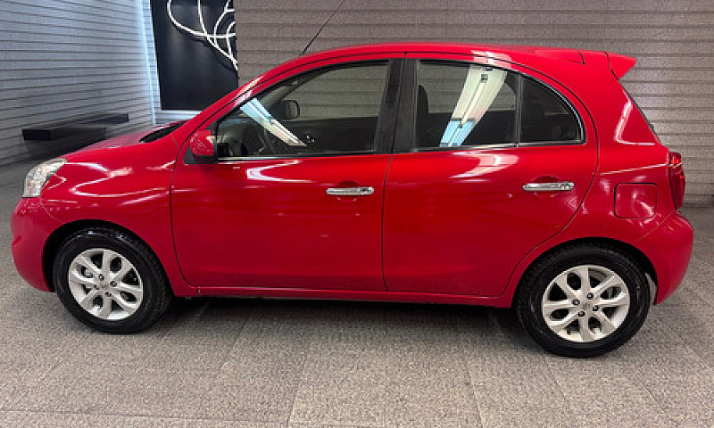 Nissan March 1.6 Adv...