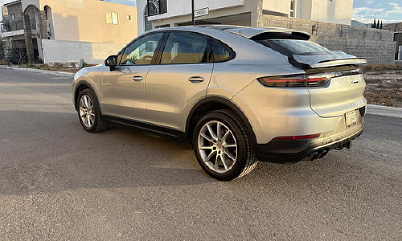 Porsche Cayenne Coup...
