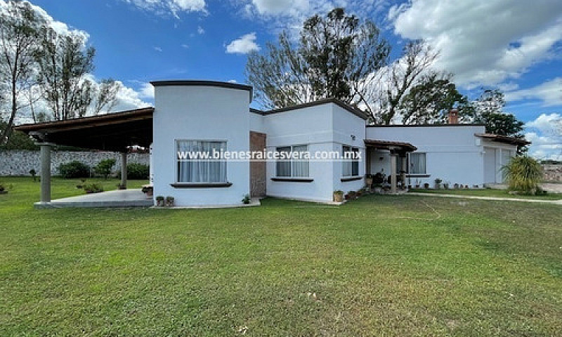 Casa Amueblada En Ve...