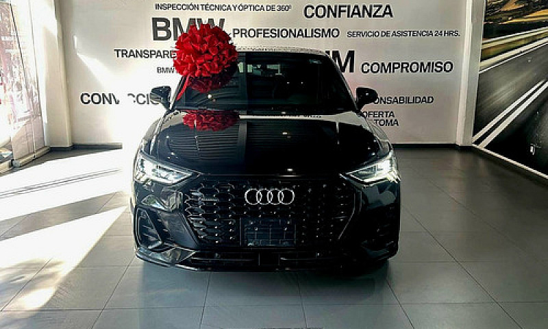 Audi  Q3  2022...