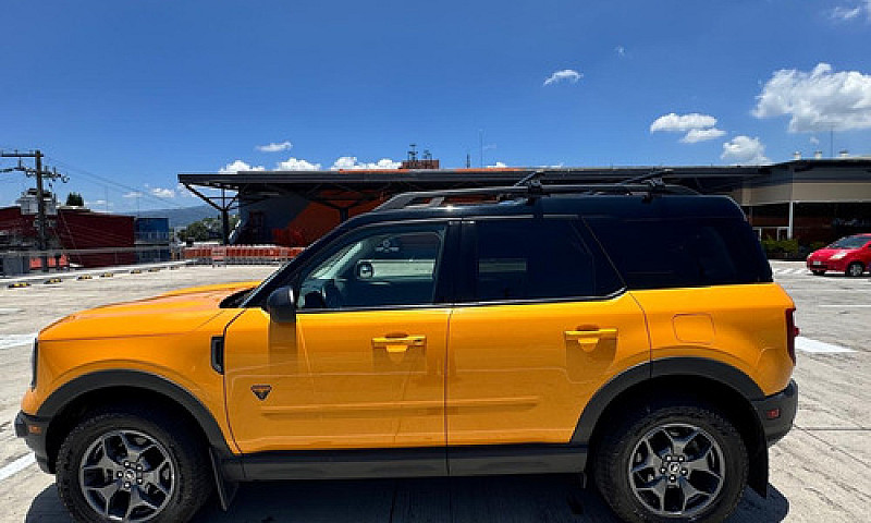 Ford Bronco Sport 2....