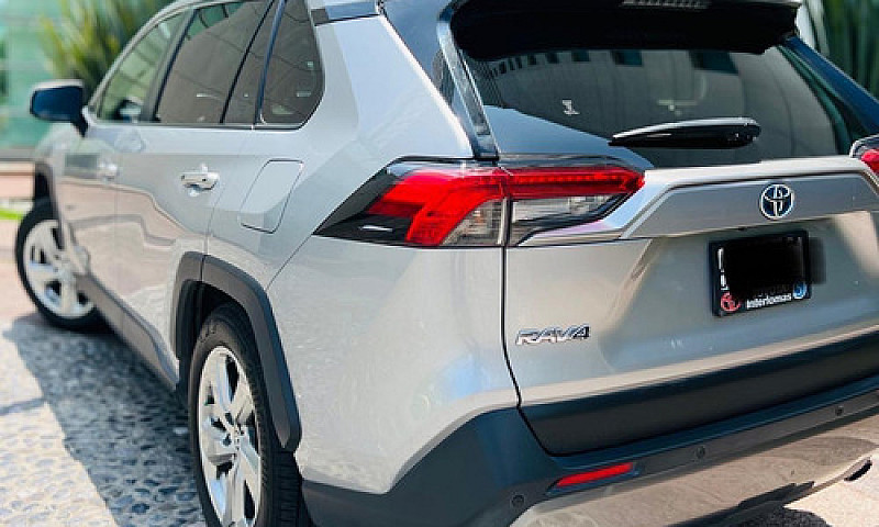 Toyota Rav4 2.5 Limi...