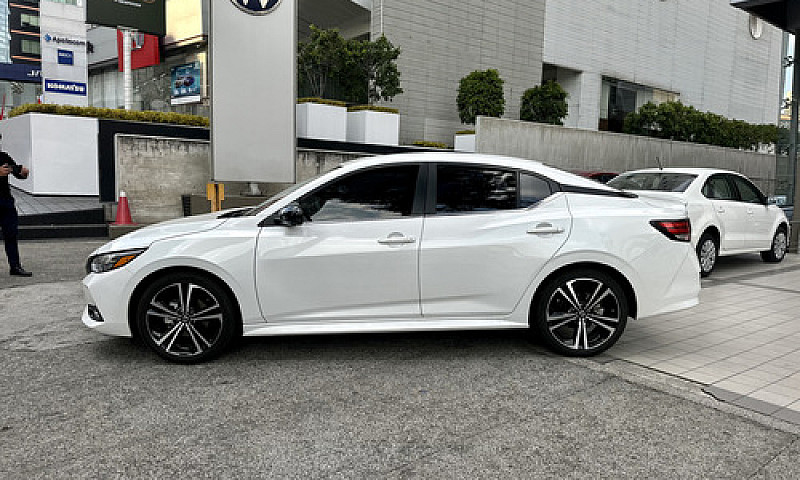 Nissan Sentra Sr Pla...