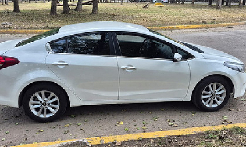 Kia Forte 2.0 Lx At...
