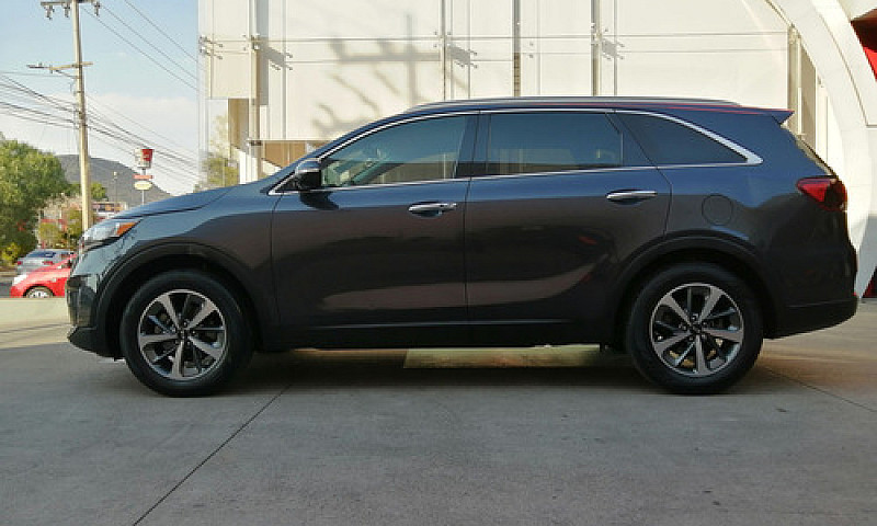 Kia Sorento 2019 2.4...