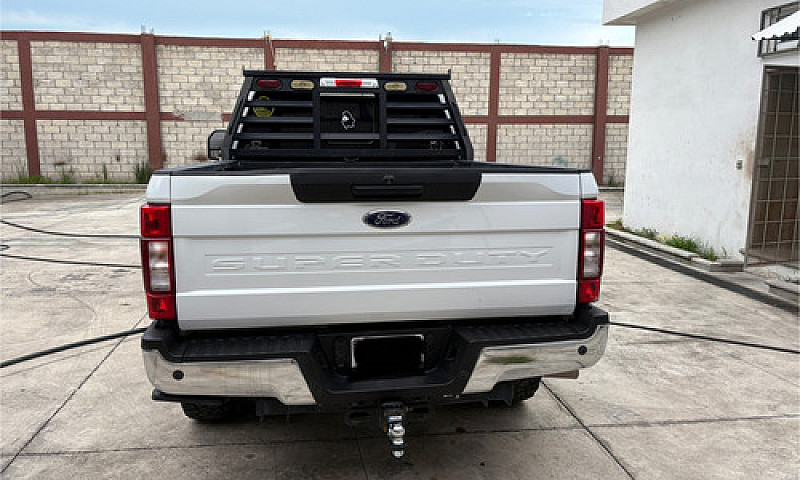 Ford F-250 6.7L Supe...