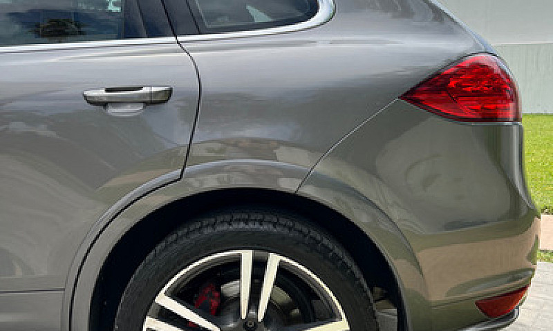 Porsche Cayenne 3.6 ...