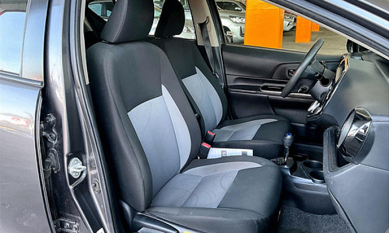 Toyota Prius 2018...