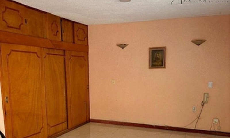 Venta De Casa En Cal...