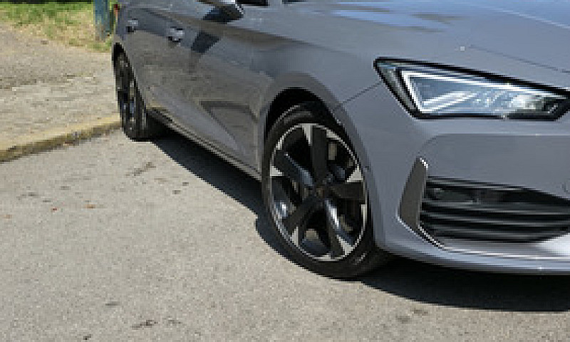 Cupra Leon 245Hp...