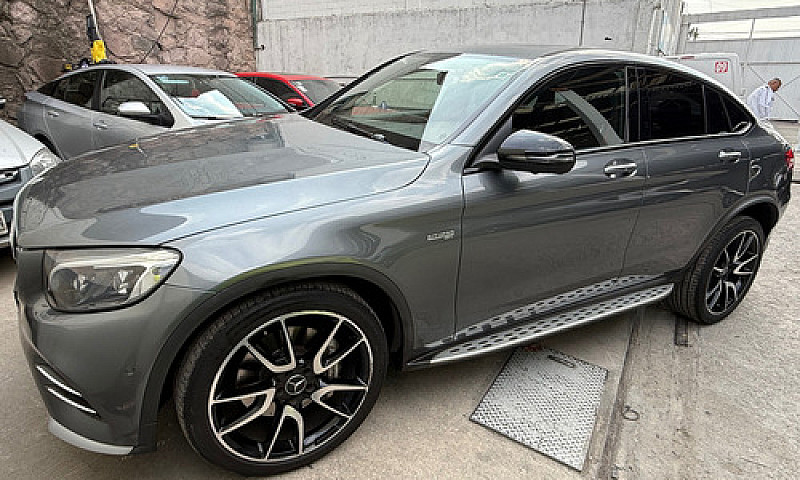 Mercedes Benz Glc 43...