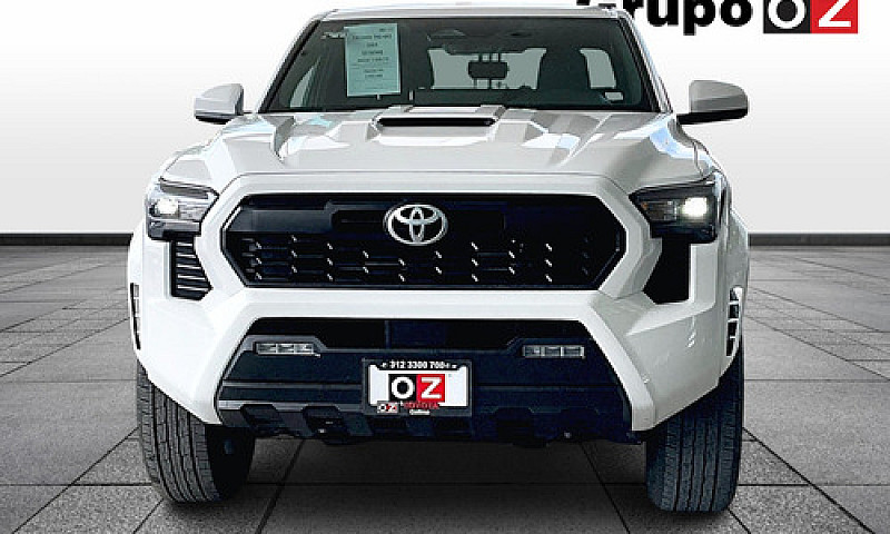 Toyota Tacoma 2024...