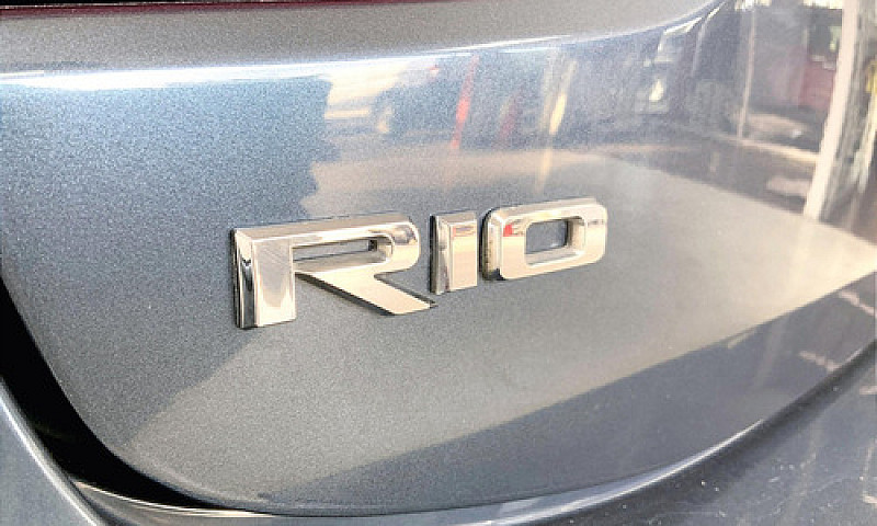 Kia Rio 2020...