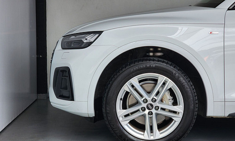 Audi Q5 2022 2.0 L4 ...