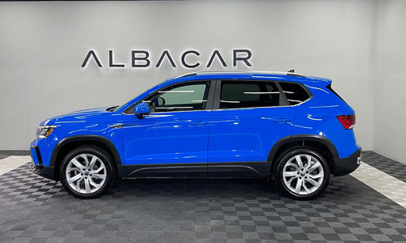 Volkswagen Taos 2022...