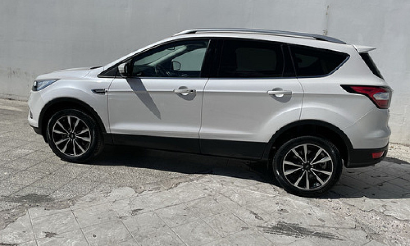 Ford Escape 2019...