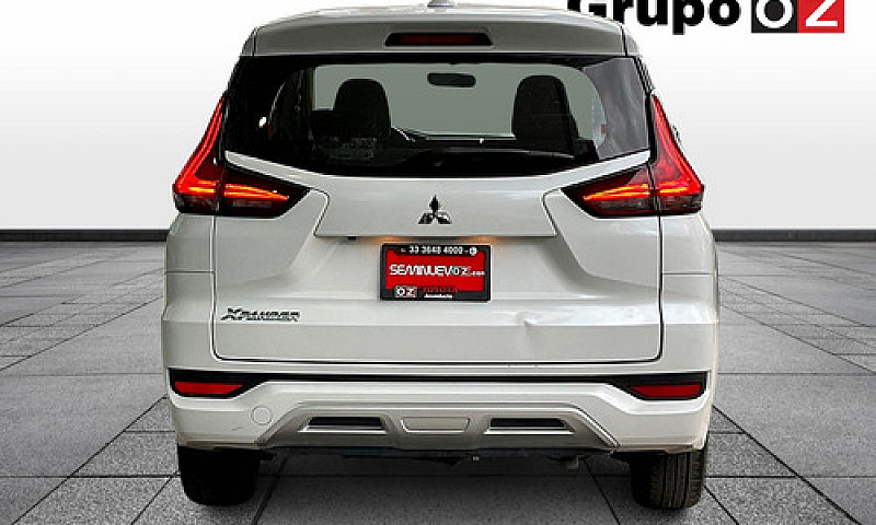 Mitsubishi Xpander 2...