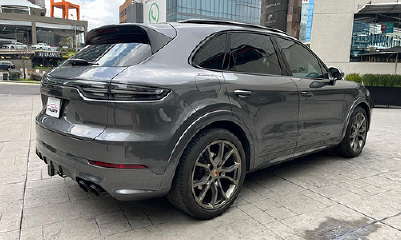 Porsche Cayenne S 2....