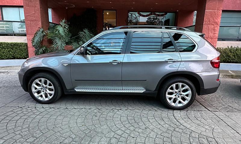 Bmw X5 5.0I Security...