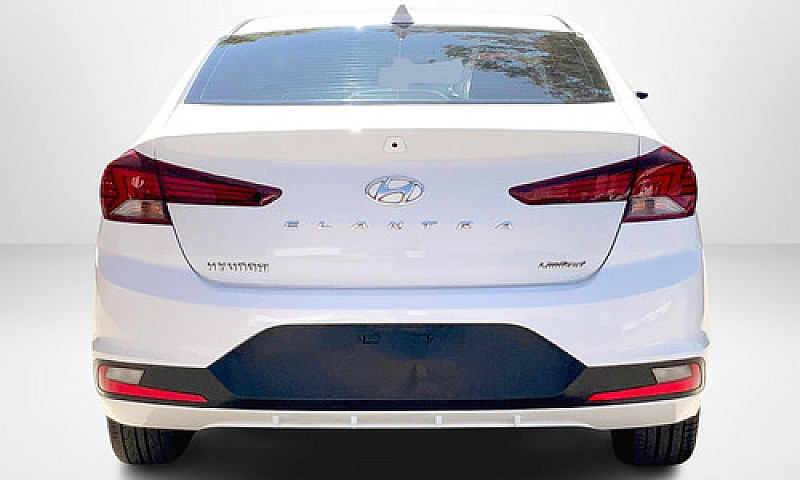 Hyundai Elantra 2019...