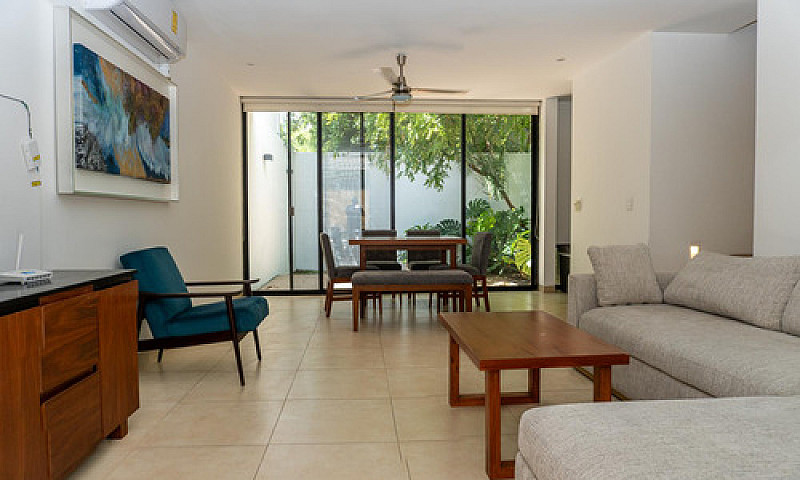 Townhouse Zona Norte...