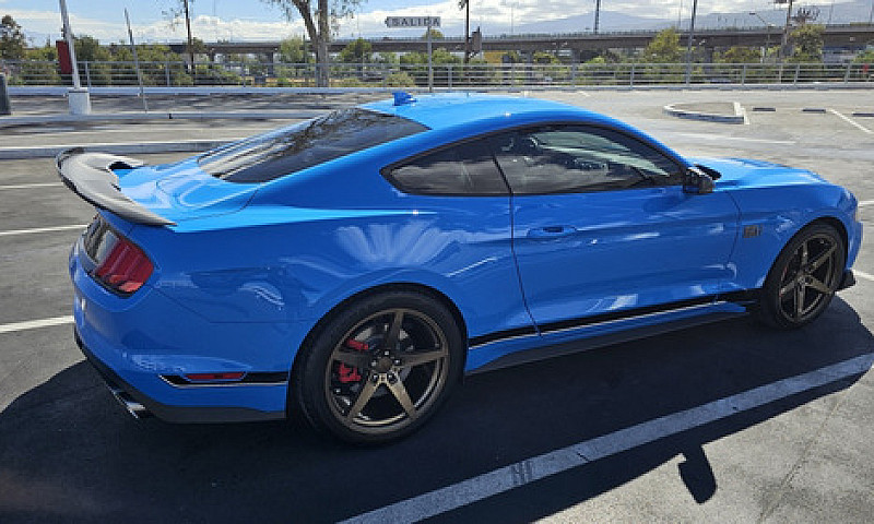 Ford Mustang Mach 1 ...