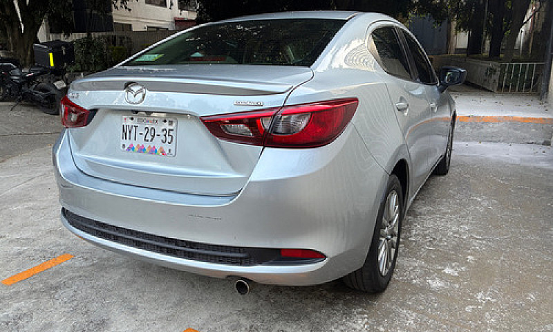 Mazda Mazda 2 1.5 I ...