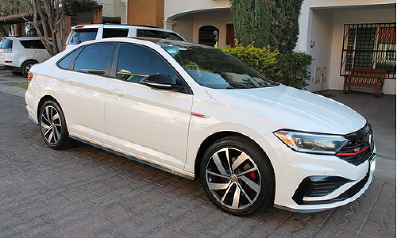 Volkswagen Jetta 2.0...