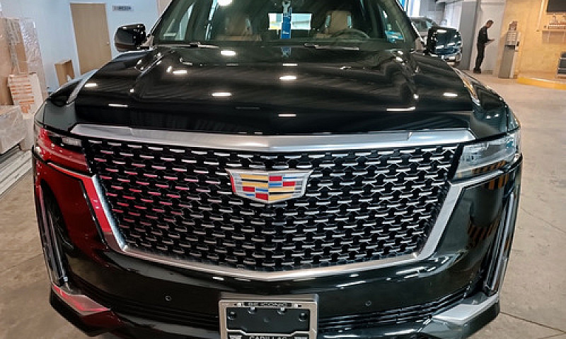 Cadillac Escalade Es...