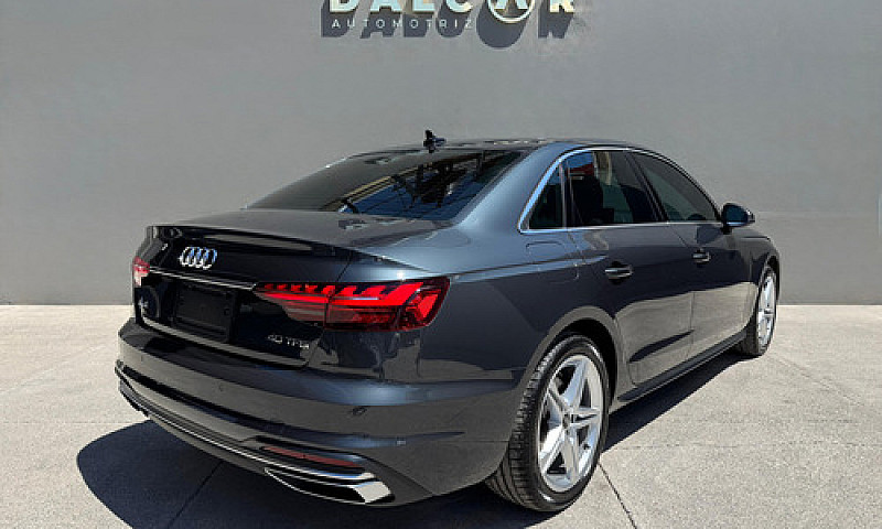 Audi A4 2.0 T 40 Tfs...