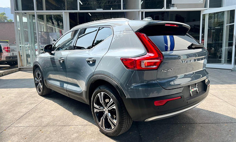 Volvo Xc40 2022...