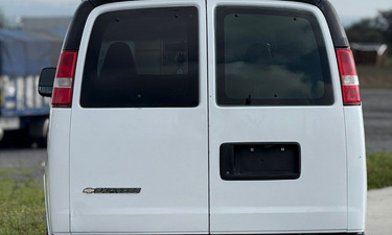 Chevrolet Express 6....
