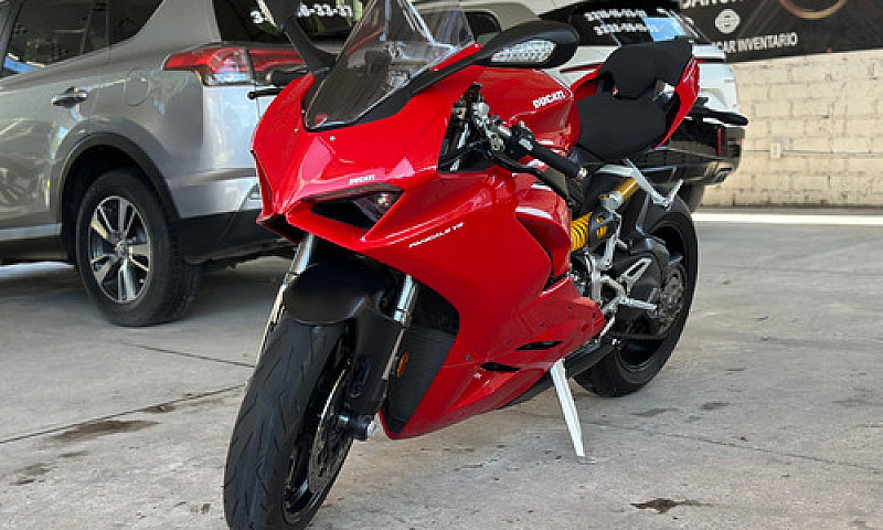 Ducati Panigale V2...