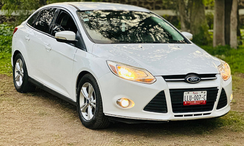 Ford Focus 2.0 Trend...