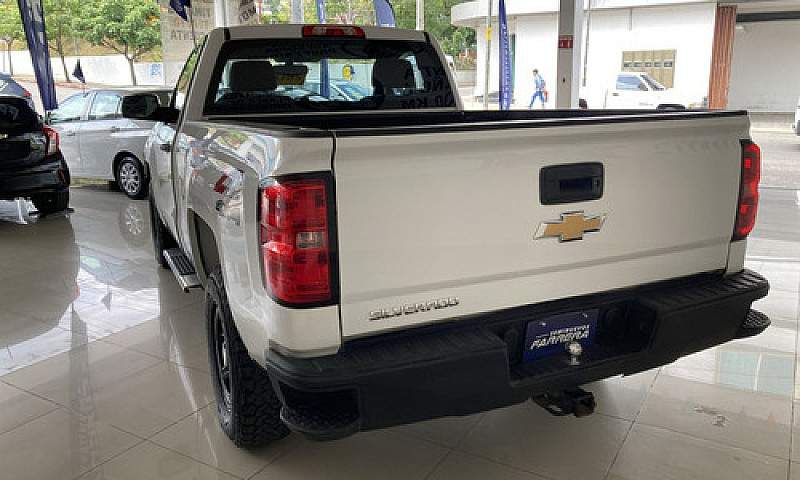 Chevrolet Silverado ...