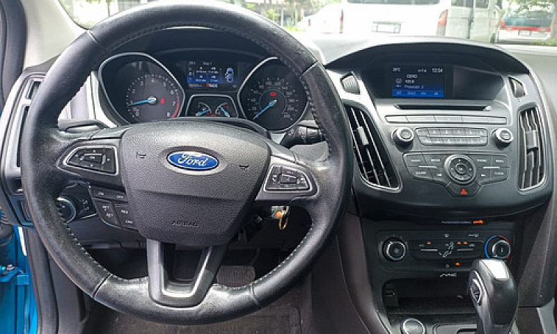 Ford Focus 2.0 Se At...
