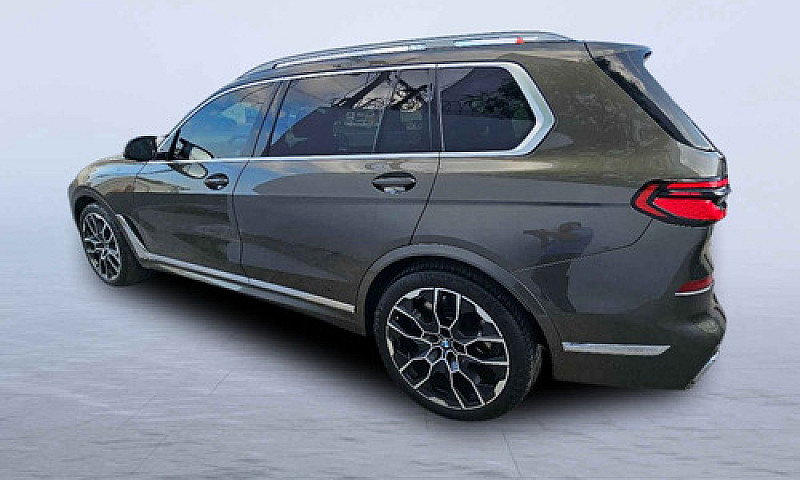 Bmw  X7  2024...