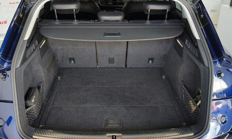 Audi Q5 Security 202...