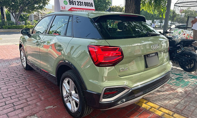 Audi Q2 2021...